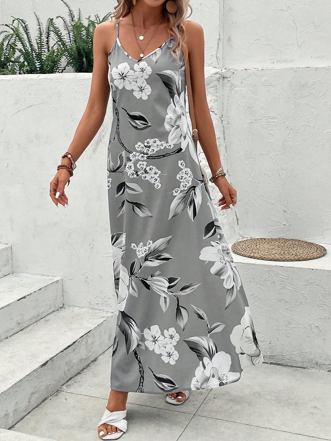 EMERY ROSE Floral Print Cami Dress